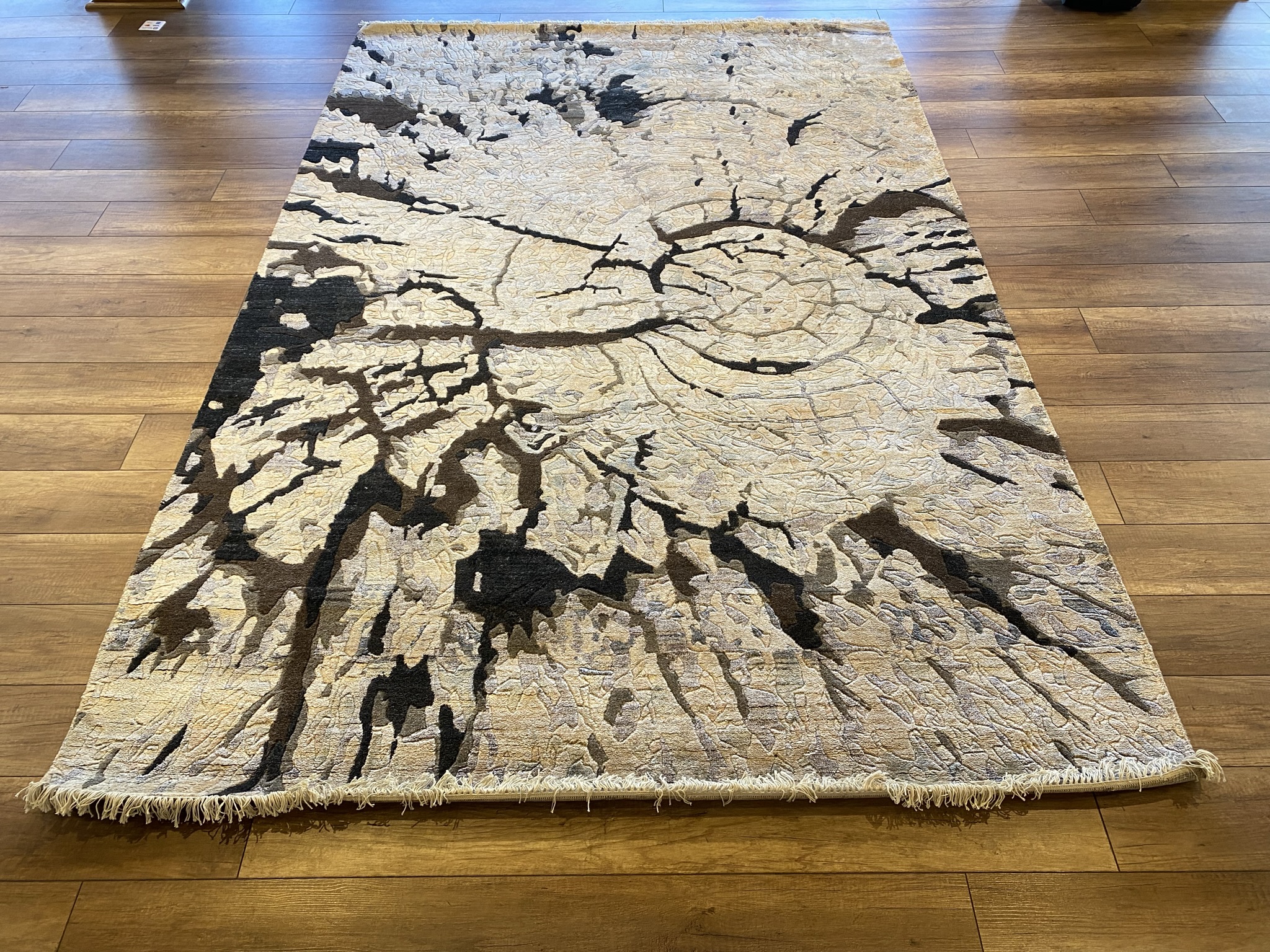 Modern Abstract Black/Ivory Large